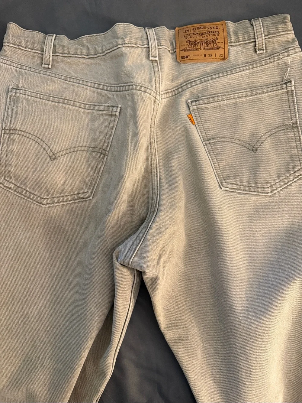 Levi's 550 Relaxed Fit Jeans - Beige